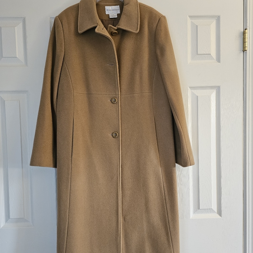 Beautiful Women's Cashmere Blend Coat (Never Worn!) NWT